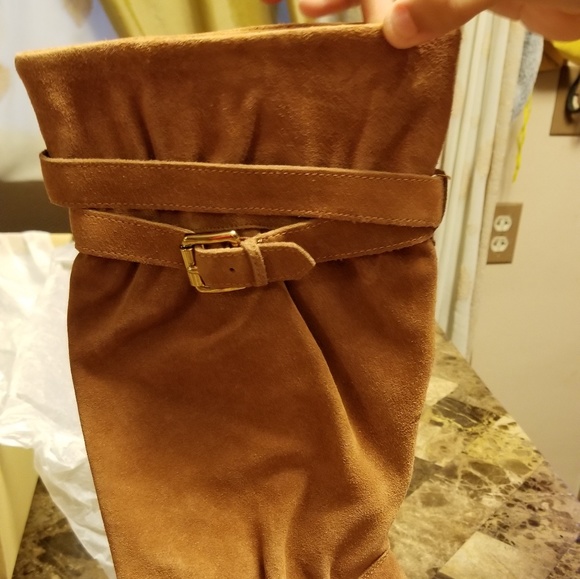 Michael Kors Suede Slouch boots! Color is luggage - Picture 2 of 8